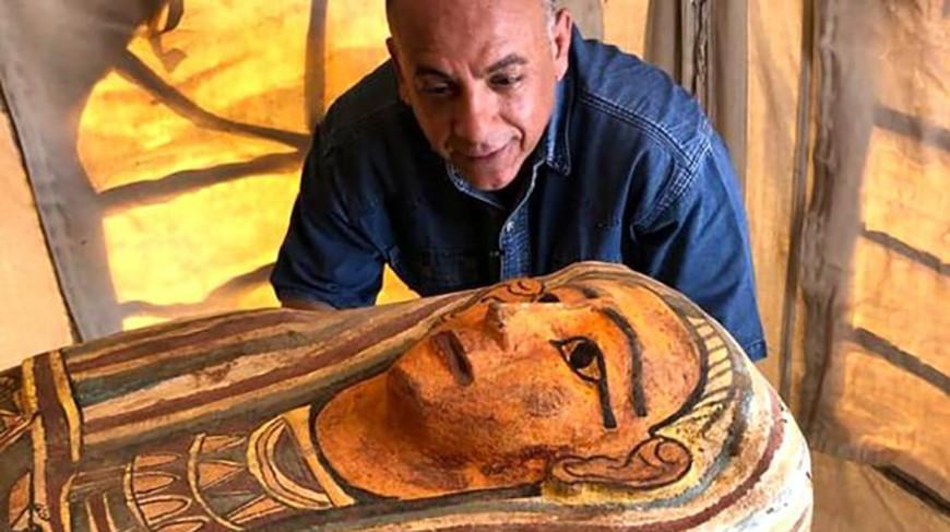 В Египте археологи обнаружили 27 древних саркофагов