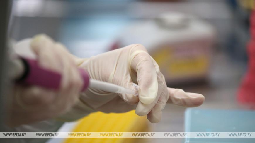 В Китае одобрили клинические испытания вакцины от коронавируса в виде спрея