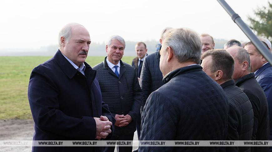 Лукашенко посещает предприятие с самой высокой урожайностью картофеля в стране