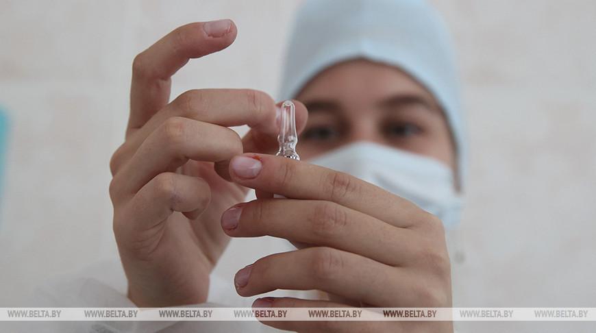 Все участники испытаний вакцины «Спутник V» в Беларуси получили первый компонент препарата