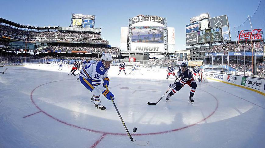 Отдельные клубы НХЛ рассматривают возможность игры на открытом воздухе для допуска болельщиков
