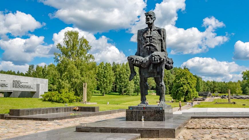 ФПБ поддержала инициативу по установлению табличек с QR-кодами на памятниках и мемориалах Беларуси