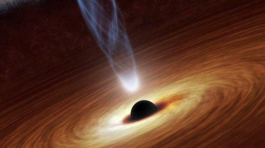 Сверхмощные магнитные поля выявили на первом снимке черной дыры