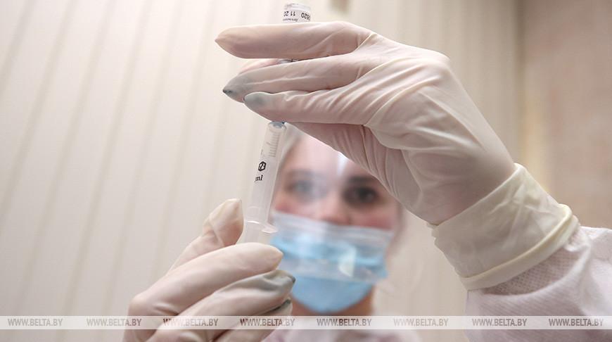Более 400 тыс. человек записаны в организациях здравоохранения Беларуси на вакцинацию от COVID-19