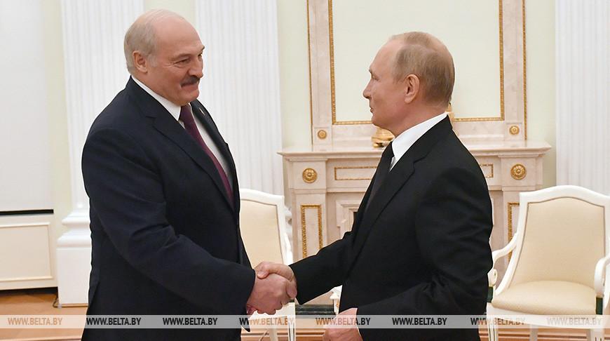 От поставок энергоносителей до соцгарантий. Лукашенко раскрыл суть согласованных 28 союзных программ с Россией