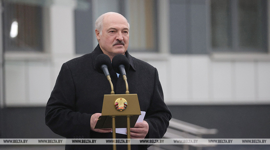 Белорусы наполнили новым смыслом традицию празднования Дня Октябрьской революции — Лукашенко