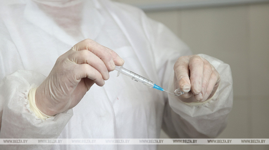 Более 4,4 млн белорусов прошли полный курс вакцинации против COVID-19