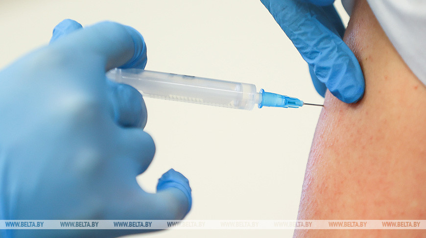 ВОЗ рассчитывает, что к концу года в каждой стране будет вакцинировано 70% населения