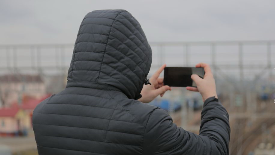 Подросток из Гомельской области фотографировал военную технику для экстремистского телеграм-канала. Возбуждено уголовное дело