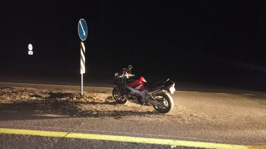 Нетрезвый мотоциклист опрокинулся в Гомельском районе, пострадал сам и его пассажирка