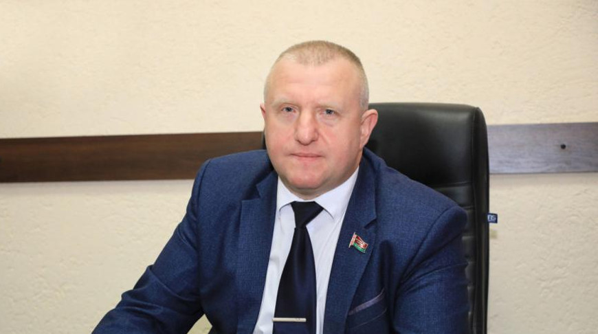 Коллективу Академии последипломного образования представили нового ректора Олега Дьяченко