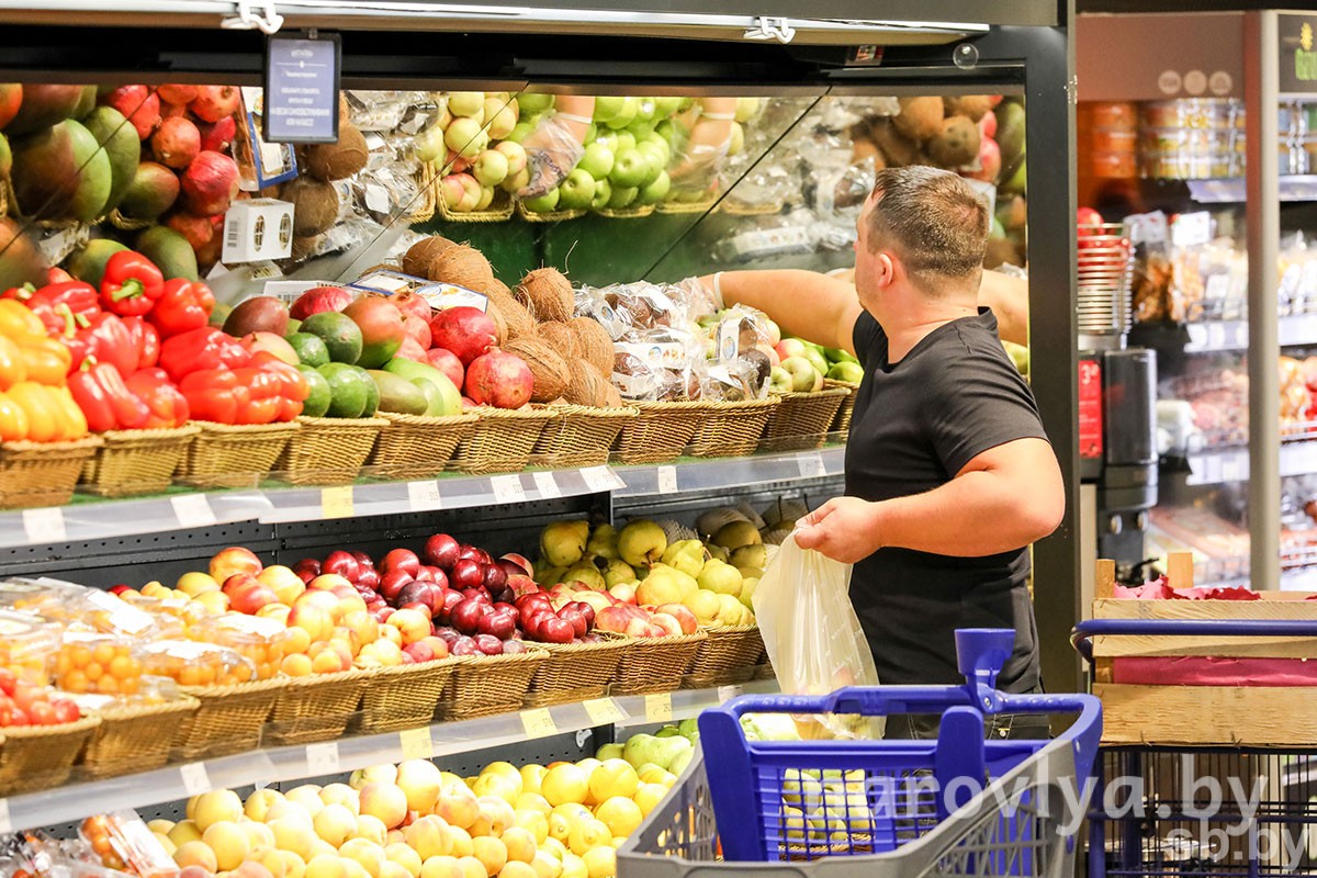 Овощи и фрукты подешевели: как изменились цены за май