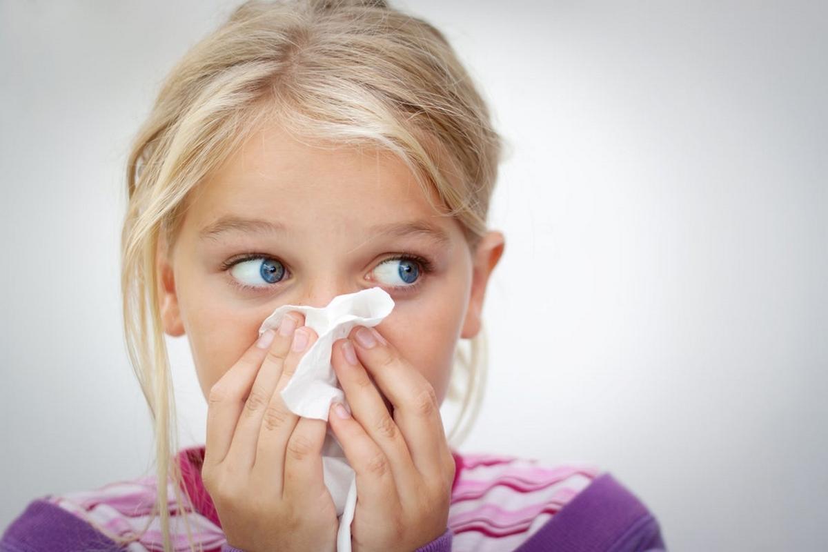 Врач рассказал о методах лечения сезонной аллергии у детей