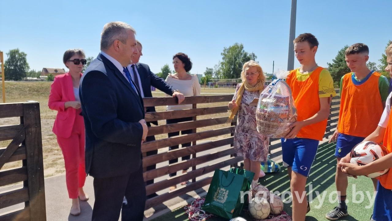Губернатор Гомельской области посетил Наровлянский район (Видео)