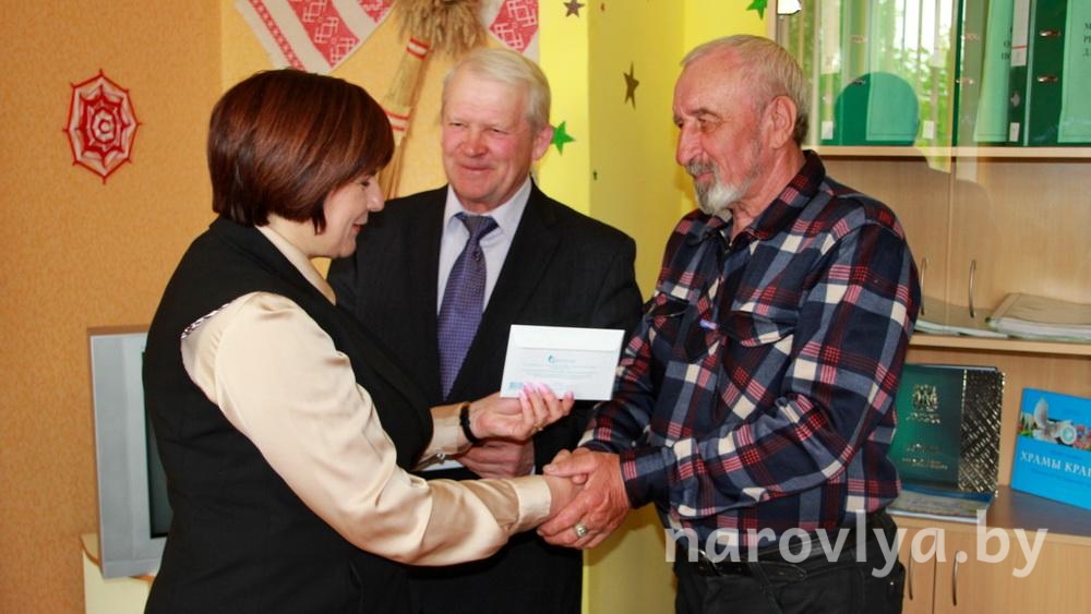 <strong>С благотворительной миссией Наровлянщину посетили представители Белорусского профсоюза работников образования и науки</strong>