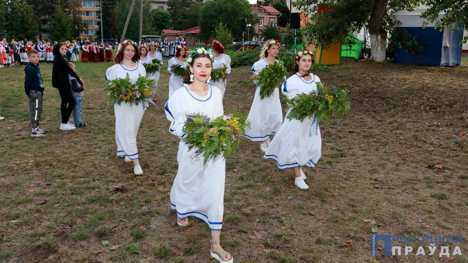 Традиционный праздник Купалье прошел в Наровле