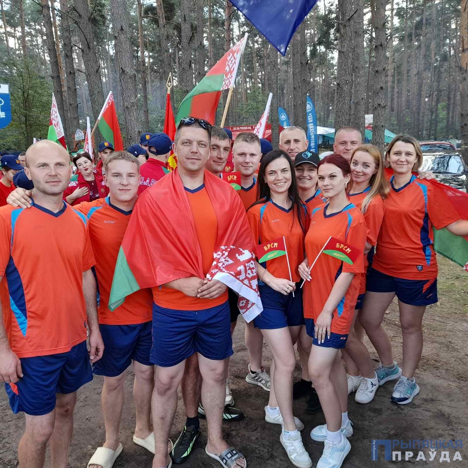 Команда молодежи Наровлянского района принимает участие в областном туристическом слете «Единство–2023»