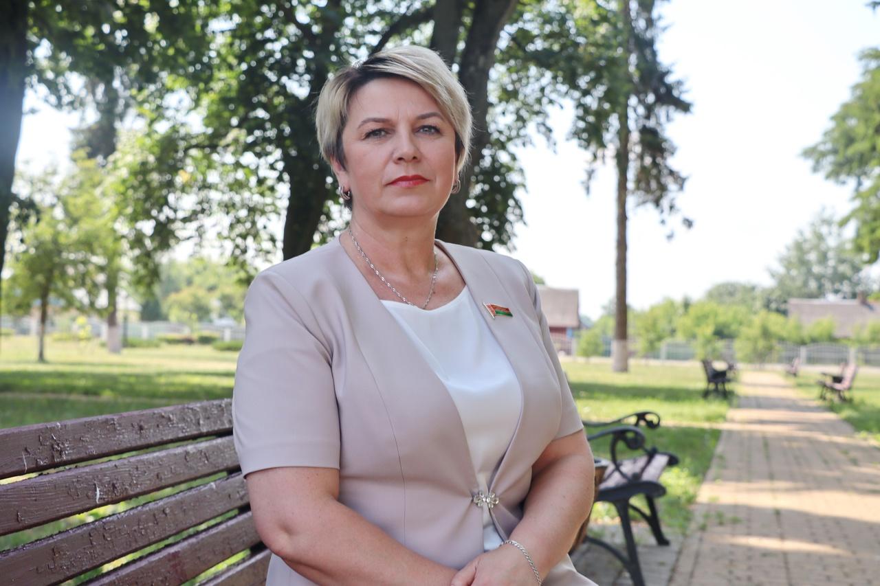 6 мая в рамках рабочего визита район посетит парламентарий Жанна Чернявская