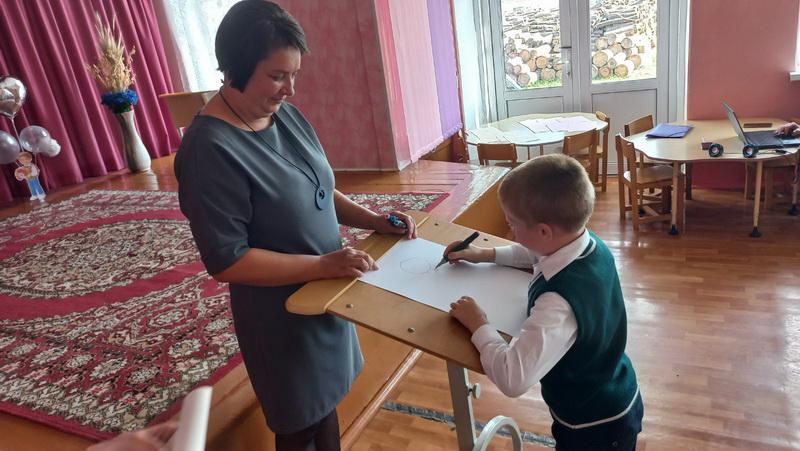 В Вербовичской базовой школе прошел торжественный концерт ко Дню учителя
