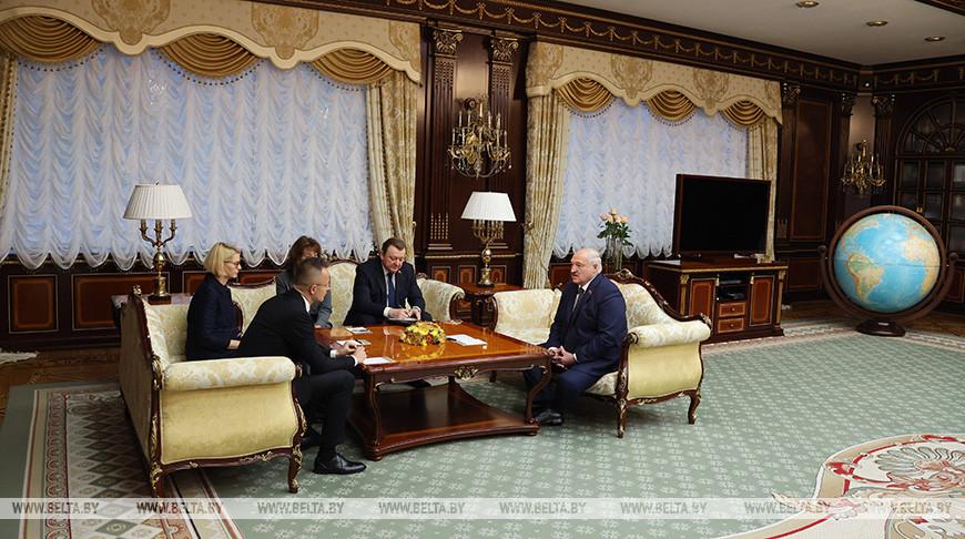 Лукашенко встретился с главой МИД Венгрии Сийярто и подтвердил, что является ярым сторонником сохранения ЕС