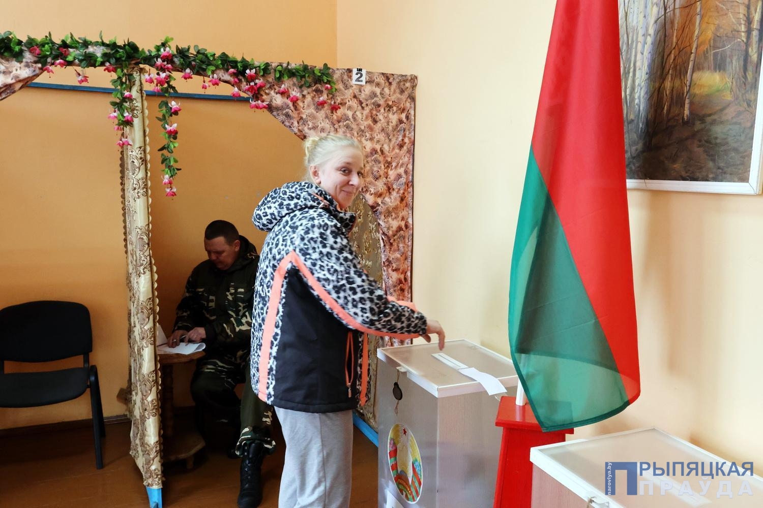 Активно голосуют на избирательном участке в агрогородке Вербовичи