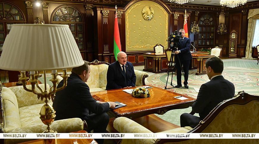 Лукашенко: Беларусь и Узбекистан поставили перед собой амбициозные цели и не намерены отступать от них