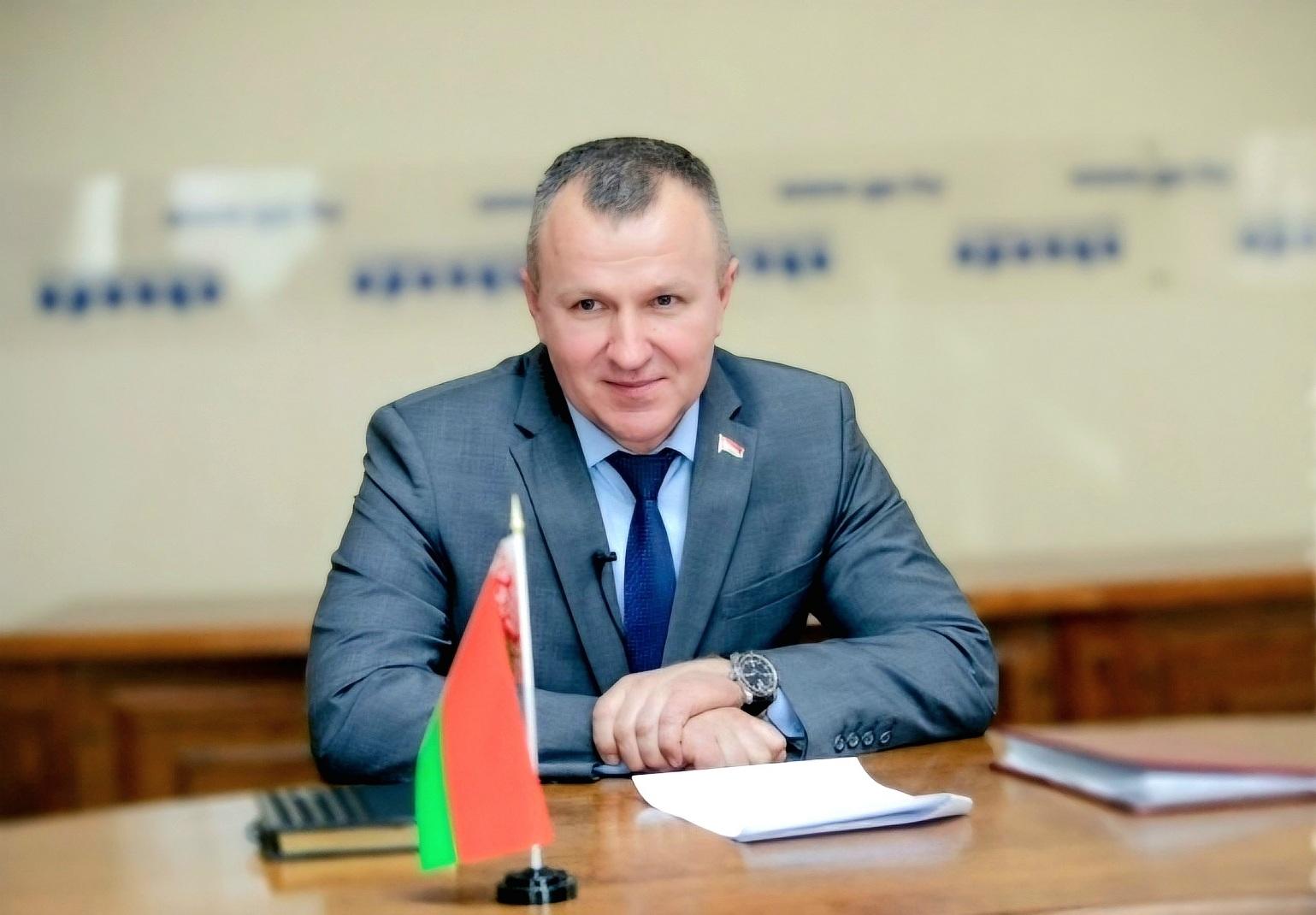 Владимир Антоненко, председатель Наровлянского районного исполнительного комитета: