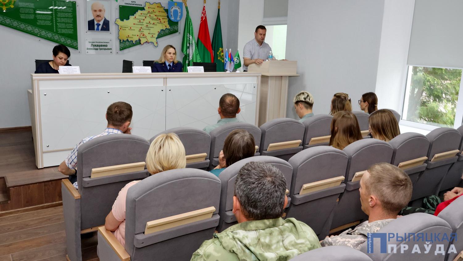 Профсоюзный правовой прием граждан прошел в Наровле