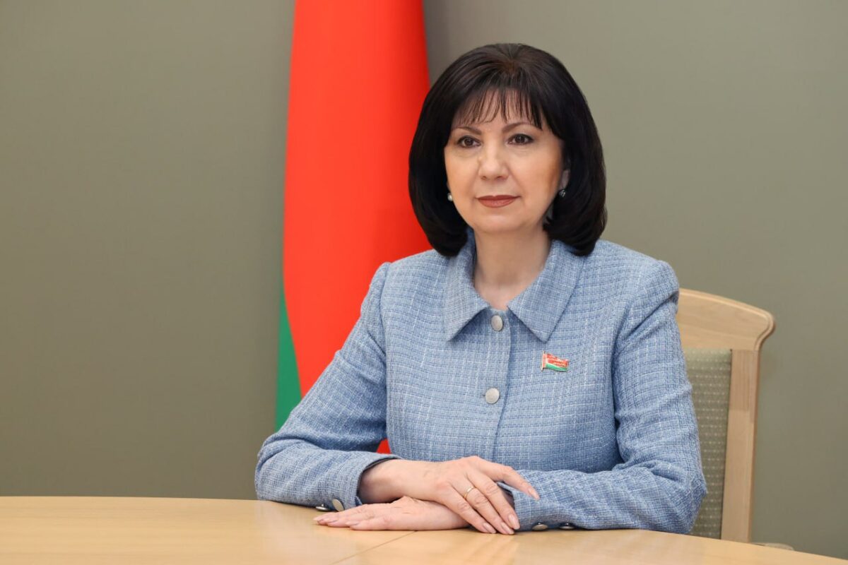 Поздравление председателя Совета Республики Национального собрания Республики Беларусь Натальи Кочановой с Днем народного единства
