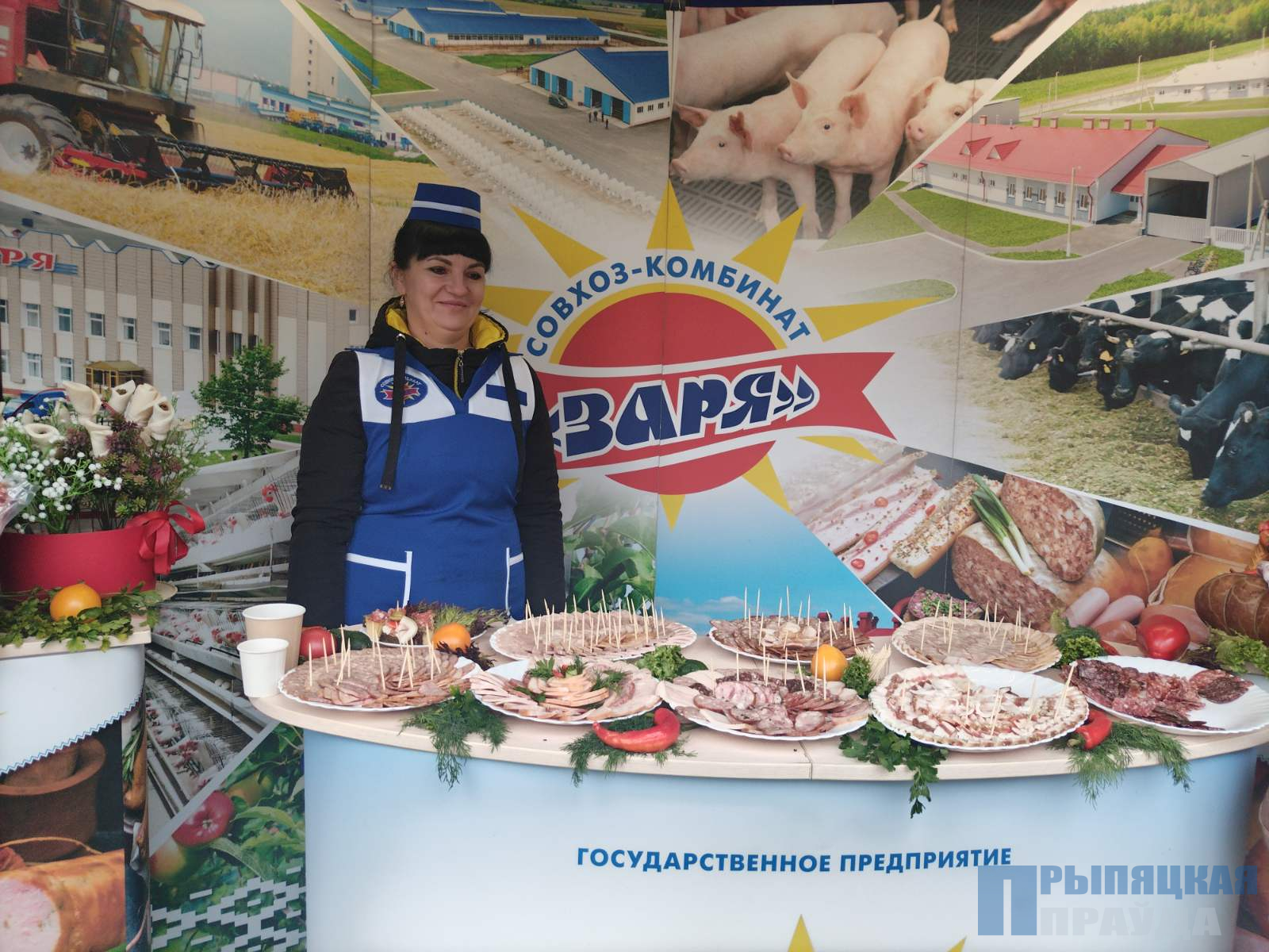 Торговые ряды, фут-корты предприятий Гомельщины предлагают гостям праздника «Дожинки-2025» полесские угощения