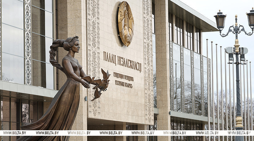 Лукашенко собрал совещание по одному из ключевых предвыборных обещаний полешукам