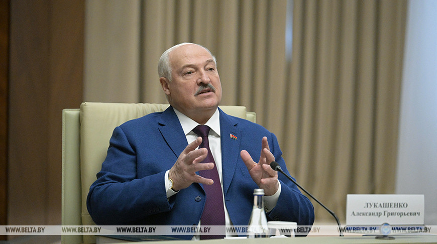 «Обстановка похожа на осажденную крепость». Лукашенко о ситуации на западных рубежах