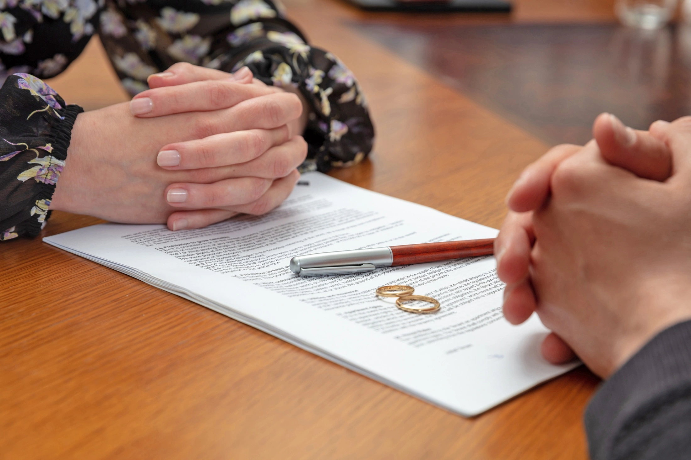 Консультирует начальник отдела загса Наровлянского райисполкома Елена Ваврентович