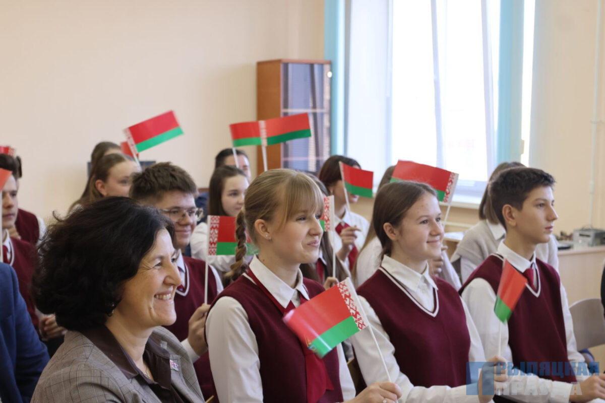 Телемост Памяти между Наровлей и Санкт-Петербургом