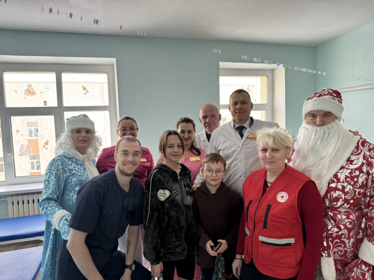Пациенты Наровлянской ЦРБ принимали поздравления