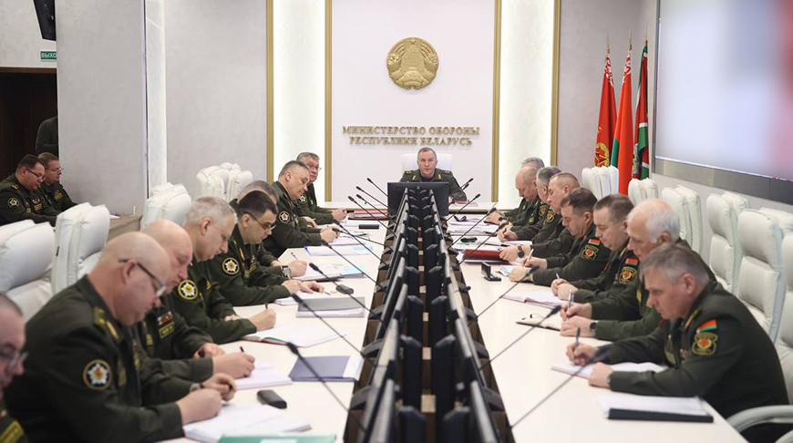 Проверка боевой готовности соединений и воинских частей по плану Минобороны и Генштаба началась в ВС