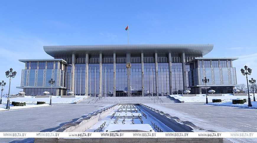 Лукашенко заслушал доклад госсекретаря Совбеза о ходе проверки боеготовности Вооруженных Сил