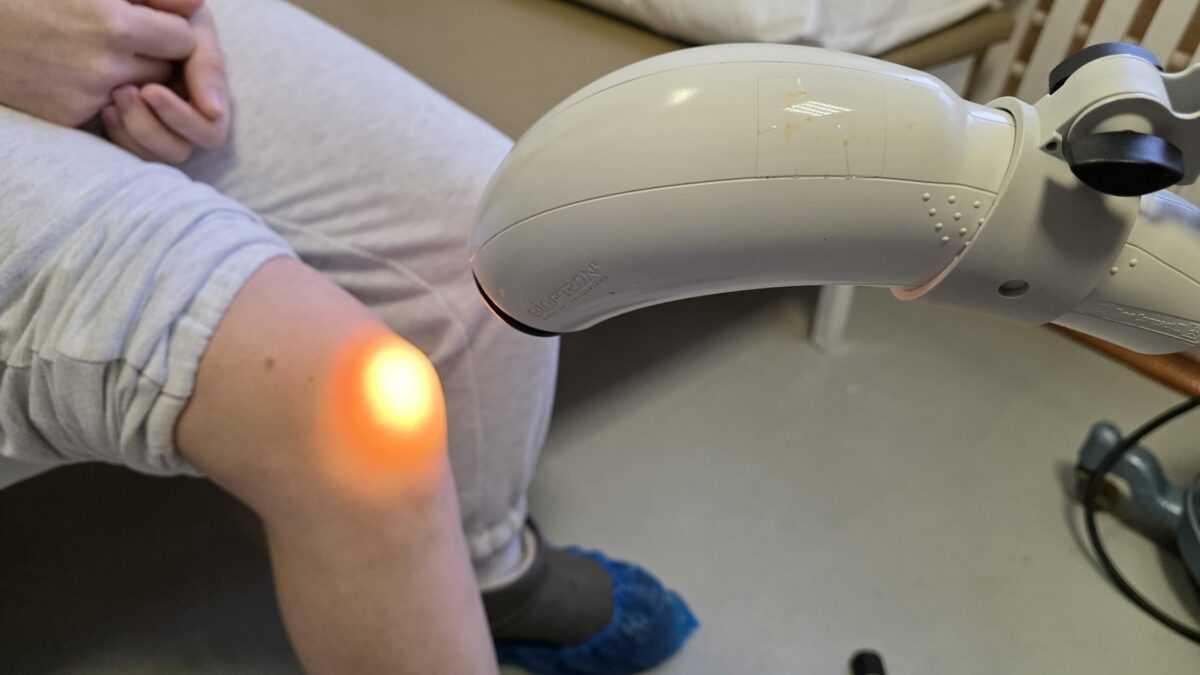 О преимуществах физиотерапии рассказали в Наровлянской ЦРБ