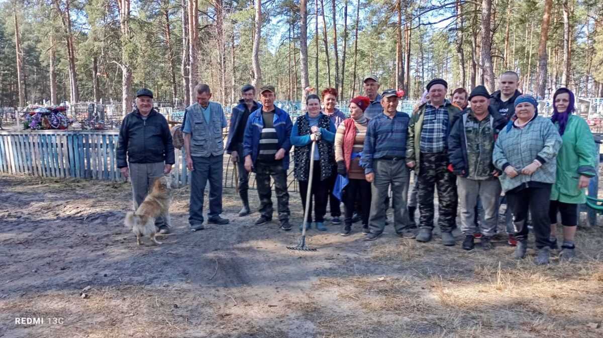 С энтузиазмом провели субботник в Головчицком сельсовете