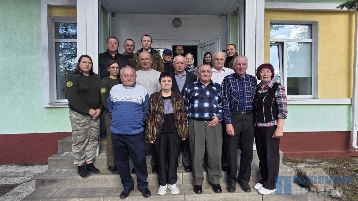 Встреча с ликвидаторами последствий катастрофы на ЧАЭС прошла в Наровлянском спецлесхозе