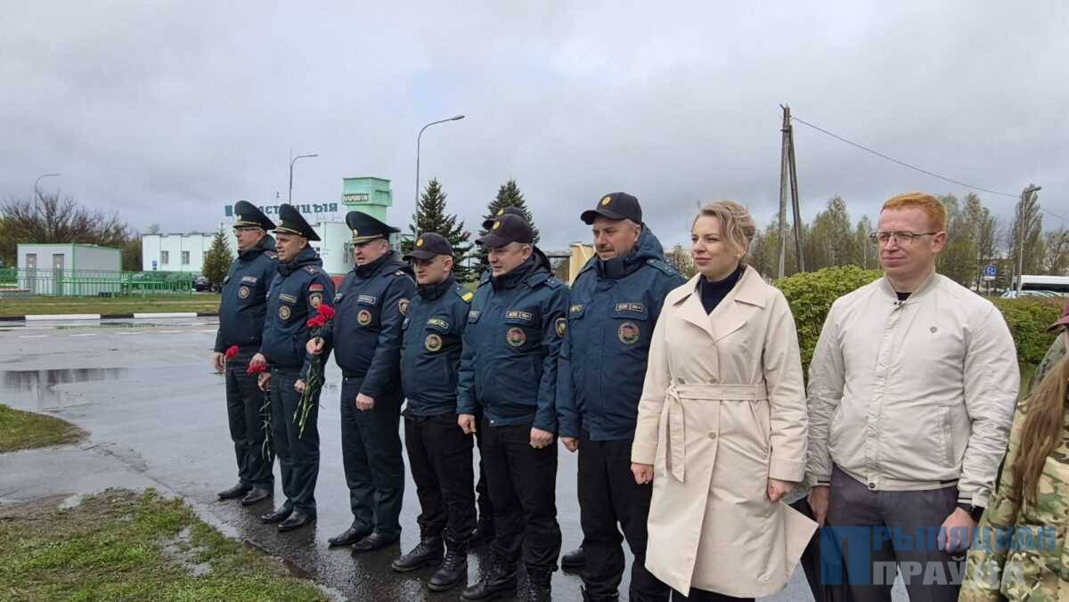 В Наровлянском РОЧС прошла акция «Квітней, родная Беларусь!», приуроченная 40-летию аварии на Чернобыльской АЭС