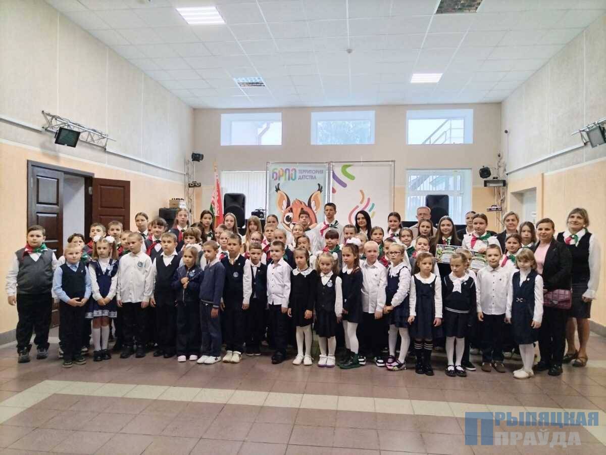 БРПО Наровлянщины пополнилась пионерами и октябрятами