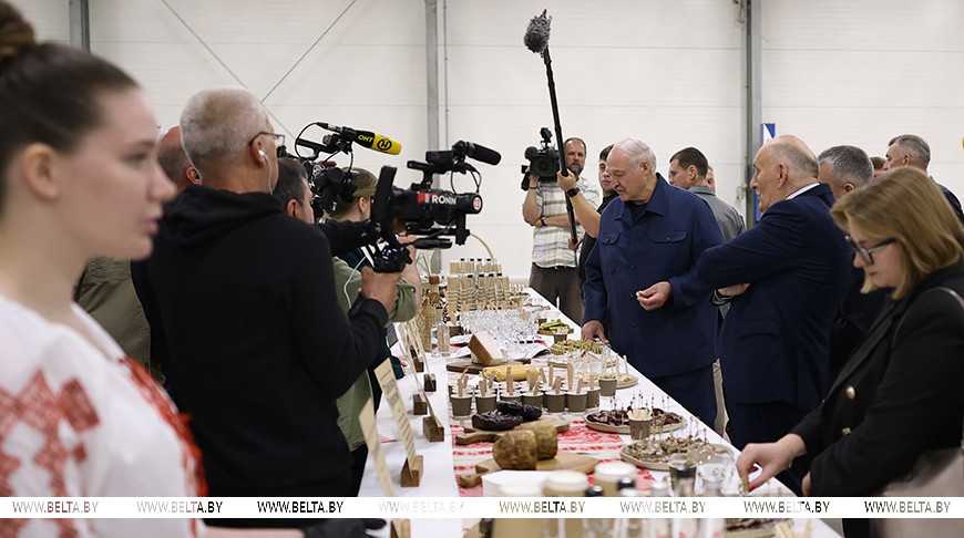 «Я вам скажу, шикарный сальтисон!» Узнали секреты мясного деликатеса, который покорил Лукашенко