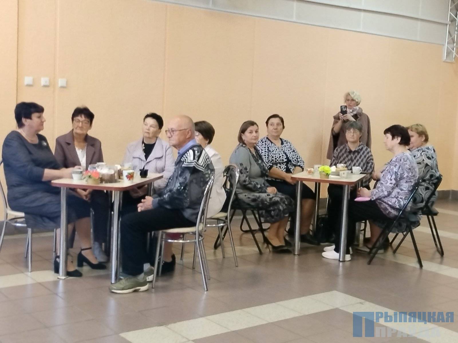 В Наровлянском РДК состоялся праздник мудрости, заботы и добра